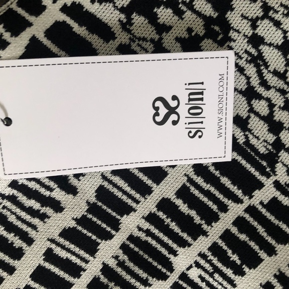 black and white stylish skirt - Picture 2 of 6